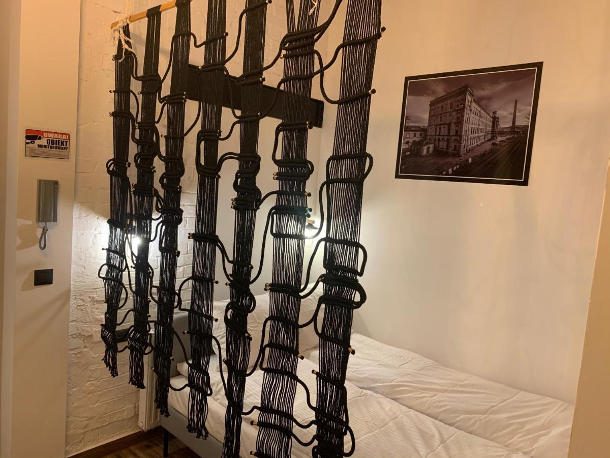 Apartmentsun Loft Factory فروتسواف المظهر الخارجي الصورة